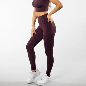 BuffBunny Confidential Camo Leggings Women's Small